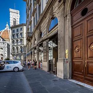 Duomo Palace Konukevi