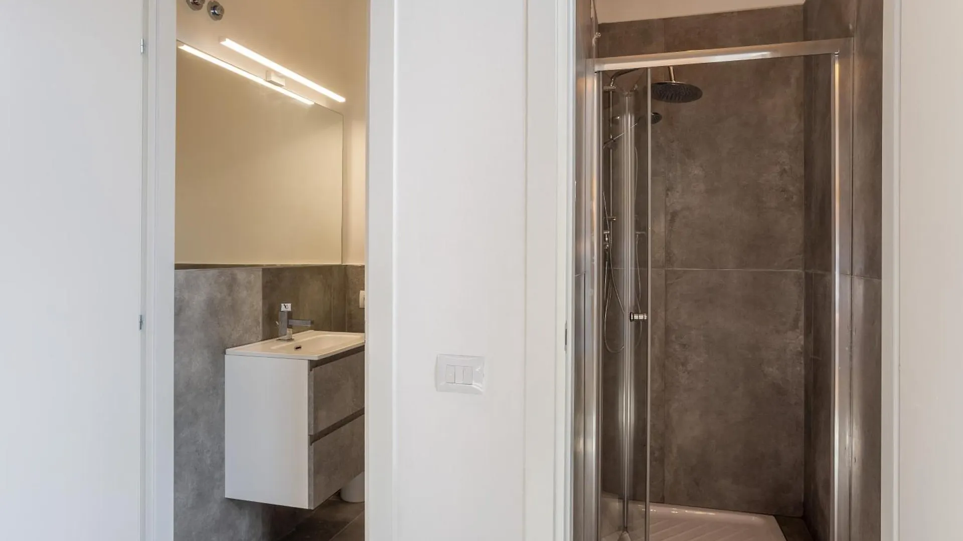 Hotel Paola فلورنس